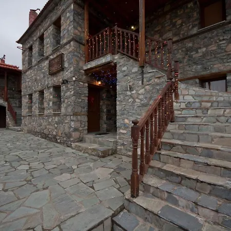 Traditional Siantsis Guest house