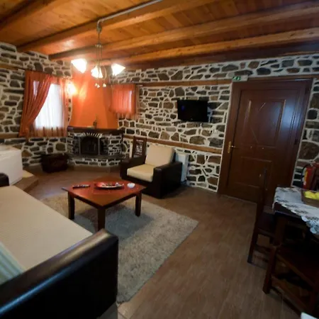 Traditional Siantsis Guest house *