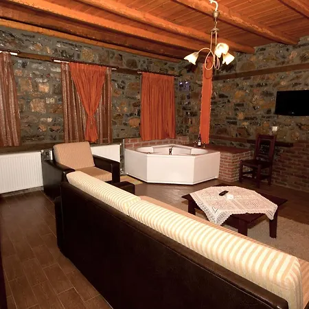 Traditional Siantsis 3* Agios Athanasios (Pella)