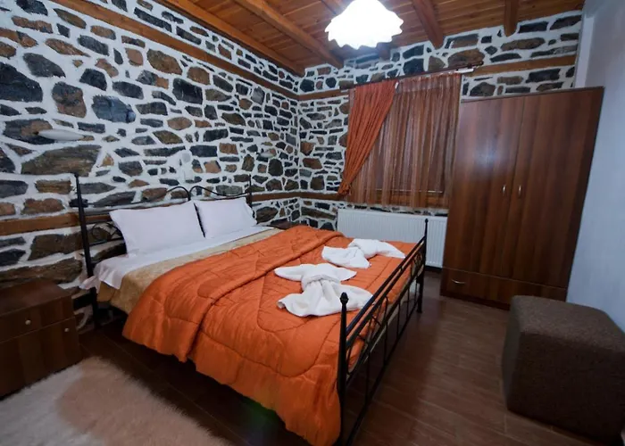 Traditional Siantsis Гостевой дом 3*
