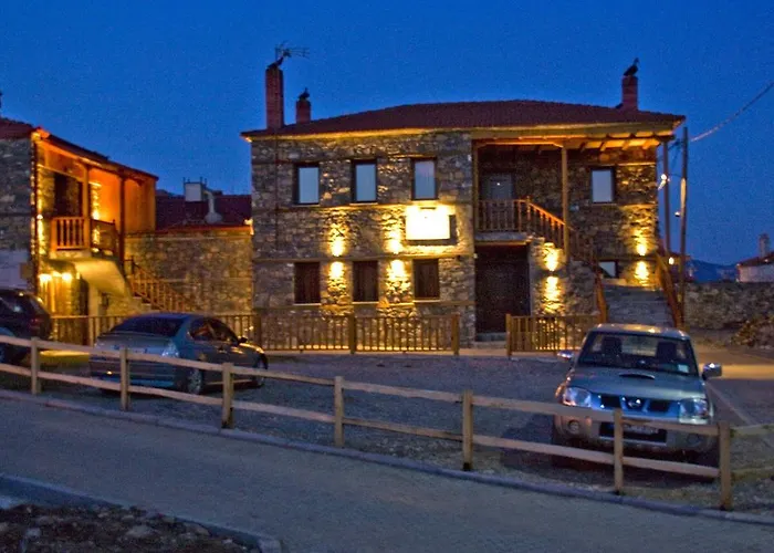 Traditional Siantsis 3* Палайос-Агиос-Атанасиос